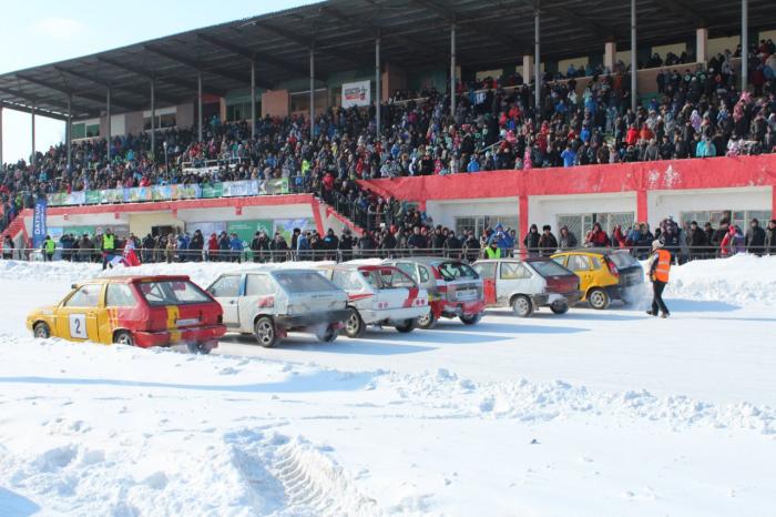 Почему в Барнауле не состоятся трековые автогонки на ипподроме этой зимой?