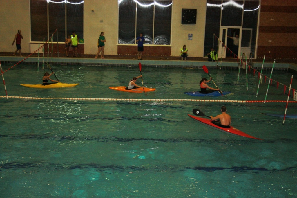 В Бийском бассейне Заря проведут традиционные соревнования по рафтингу и гребному слалому