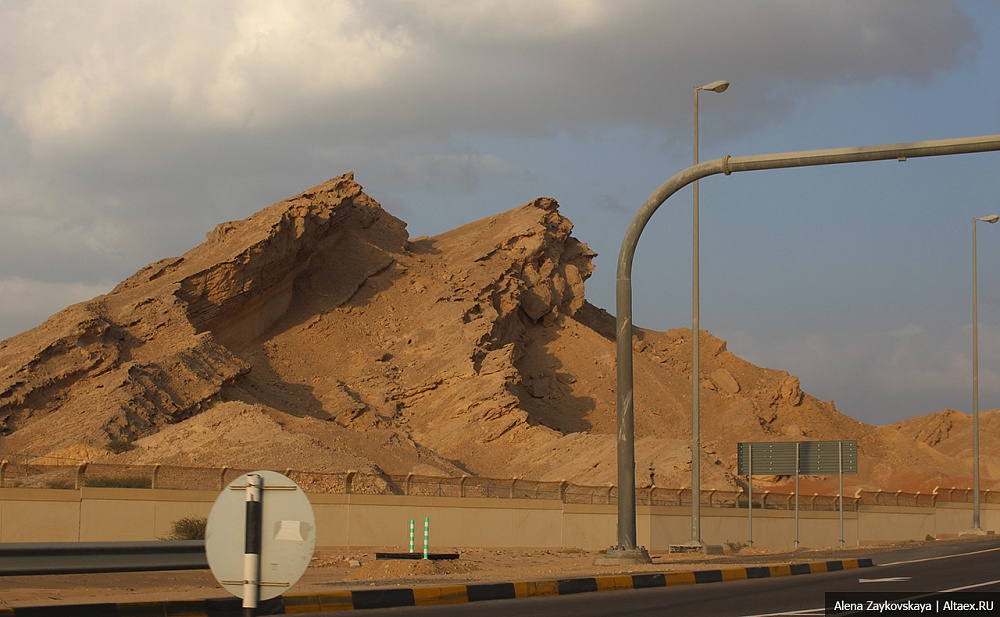 Гора Jebel Hafeet: Закат который согревает